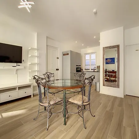 Appartamento Nestor&jeeves - Brise De - Balcony - *