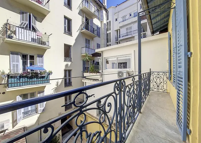 Daire Nestor&jeeves - Brise De - Balcony - *